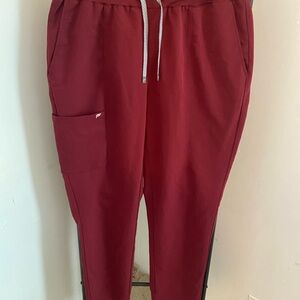 Fabletics Maroon Straight Leg Tapered Scrub Pants